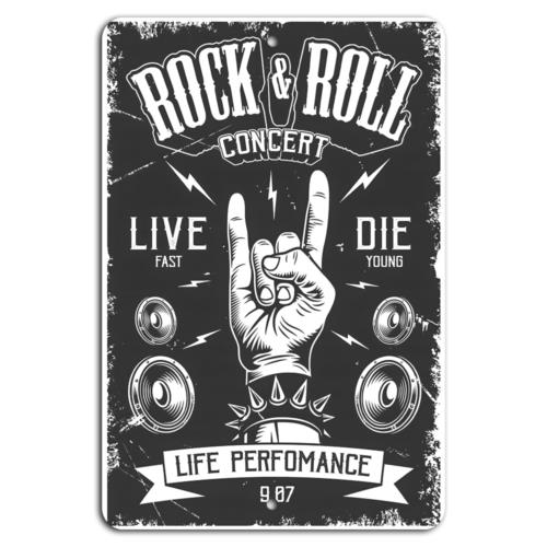 Live Fast, Rock Hard: 記憶に残るコンサ - Live Rock のレビューと価格